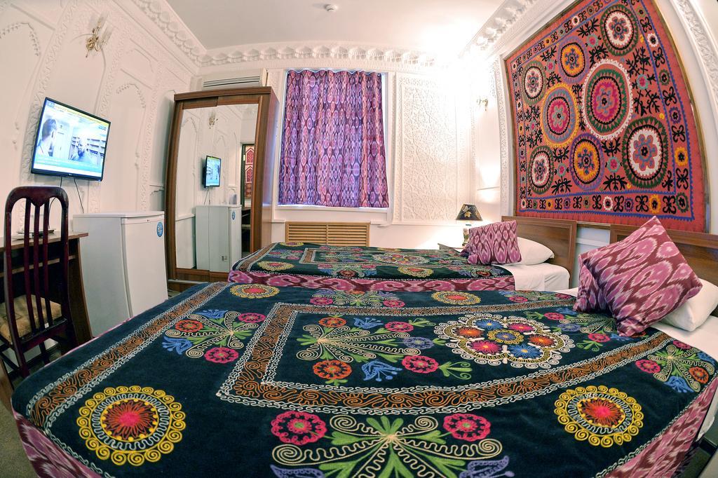 Minzifa Inn Bukhara Rom bilde